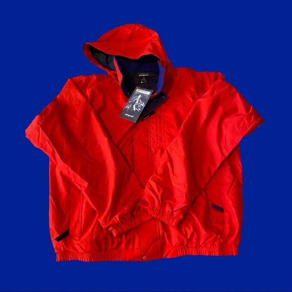 vintage PATAGONIA red jacket deadstock new with tags